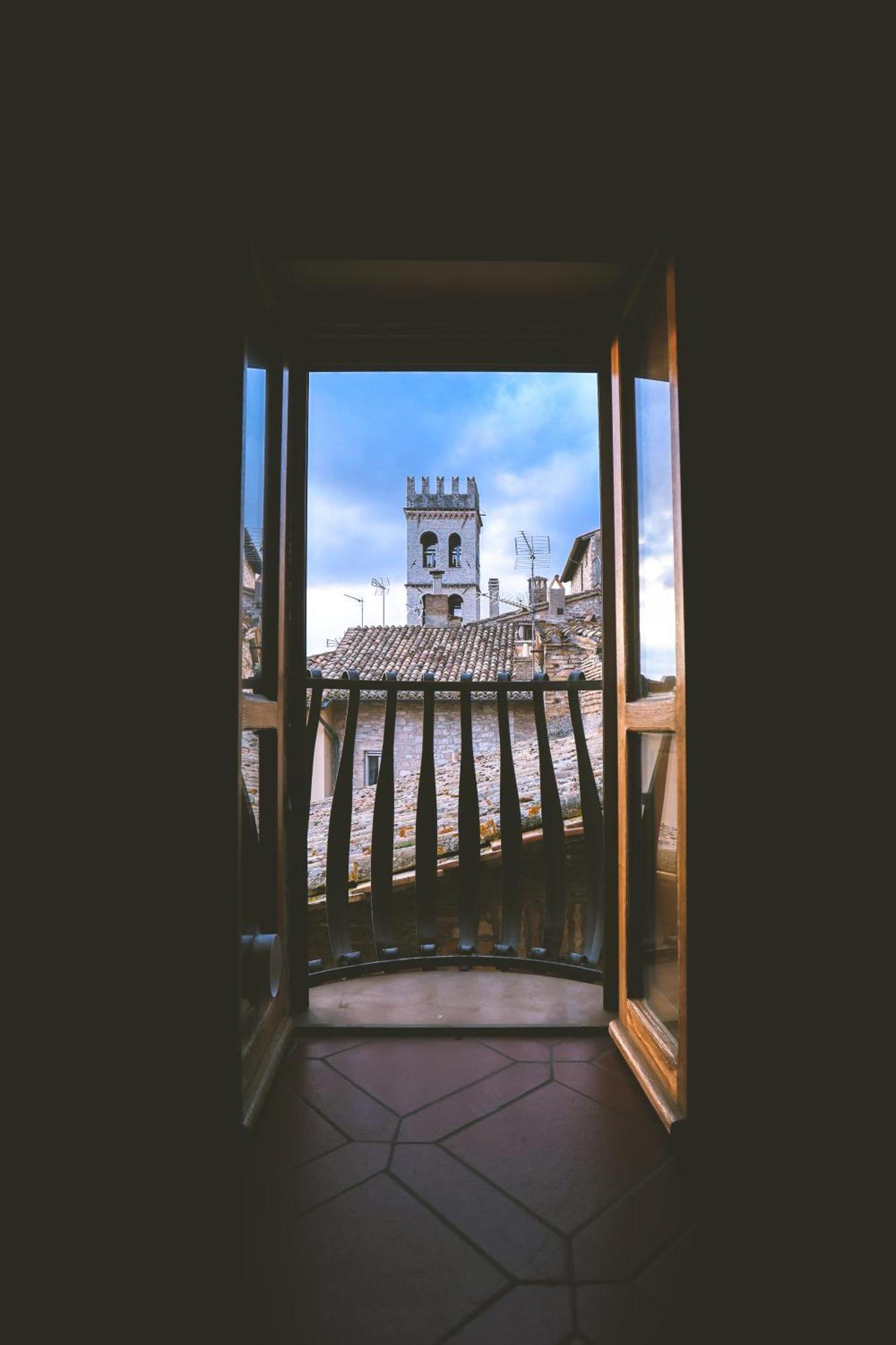Chiama Ride The Beauty Assisi Apartment Luaran gambar
