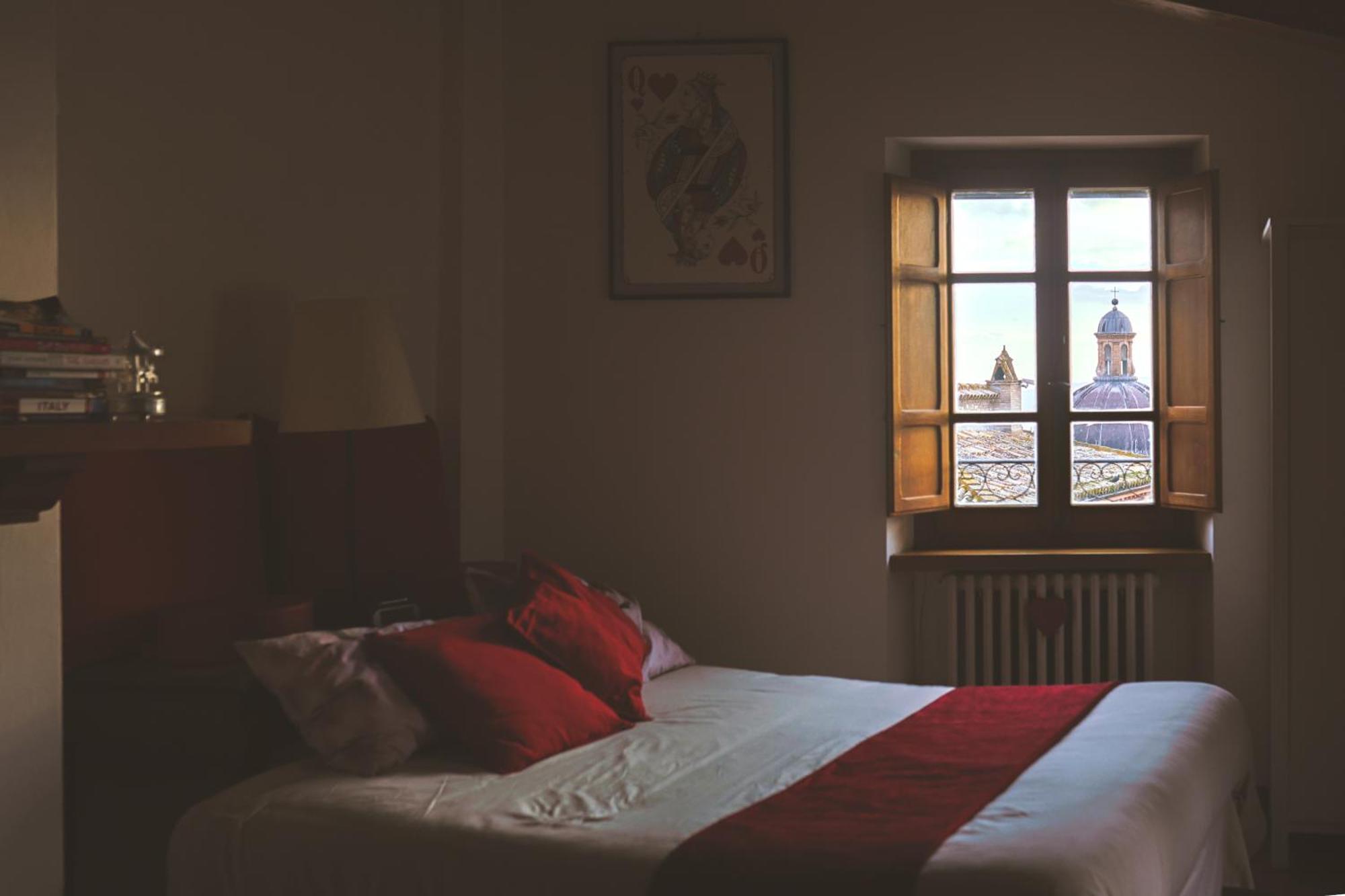 Chiama Ride The Beauty Assisi Apartment Luaran gambar
