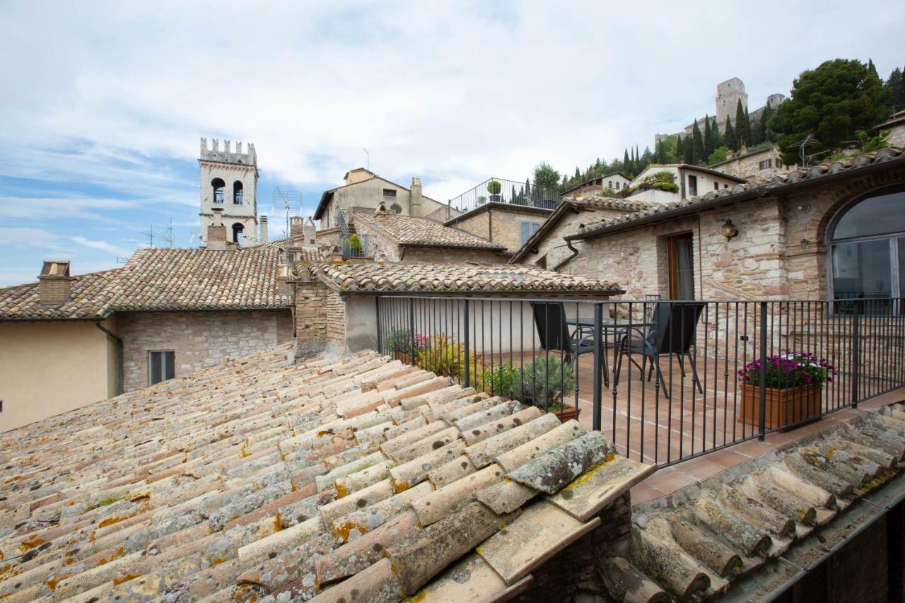 Chiama Ride The Beauty Assisi Apartment Luaran gambar