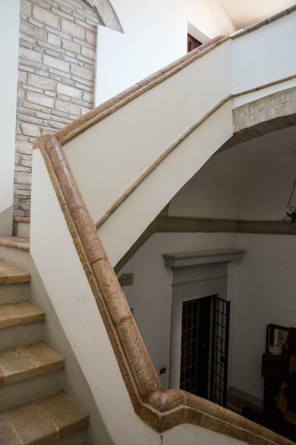 Chiama Ride The Beauty Assisi Apartment Luaran gambar
