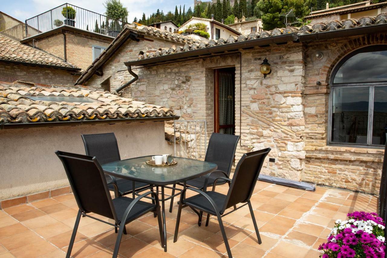 Chiama Ride The Beauty Assisi Apartment Luaran gambar