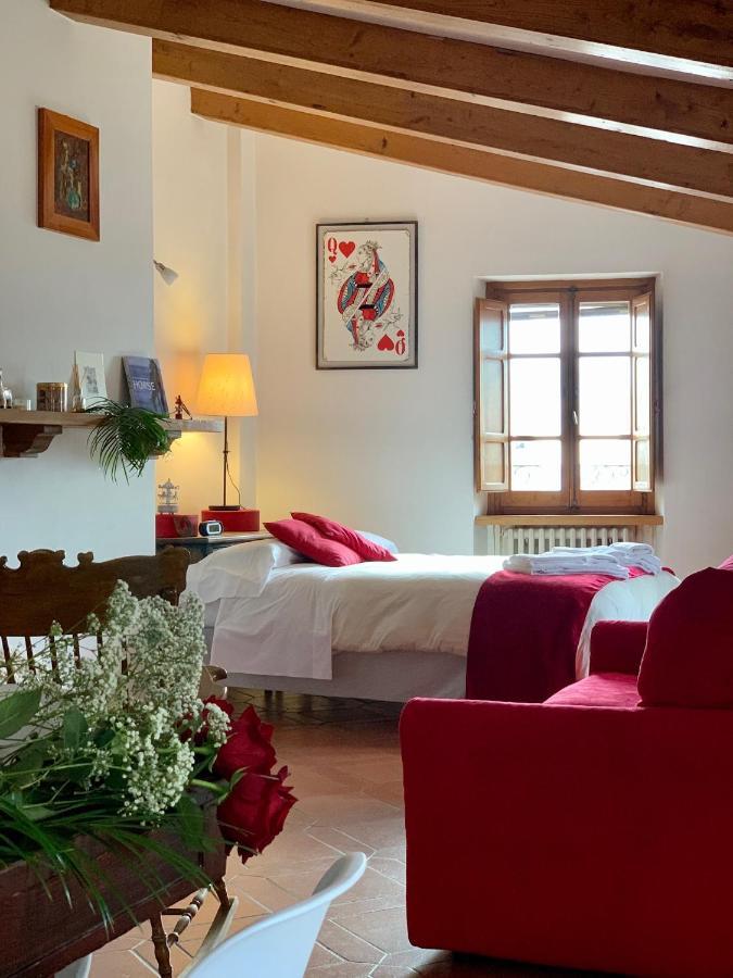 Chiama Ride The Beauty Assisi Apartment Luaran gambar